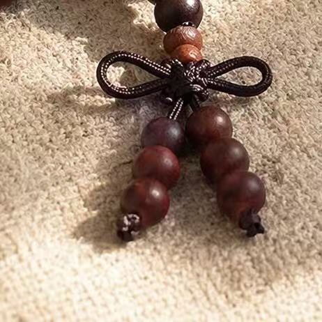 BR-023 dark red bracelet bow detail
