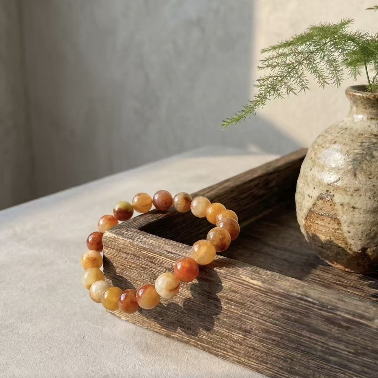 BR-031 golden silk jade beaded bracelet photo 5