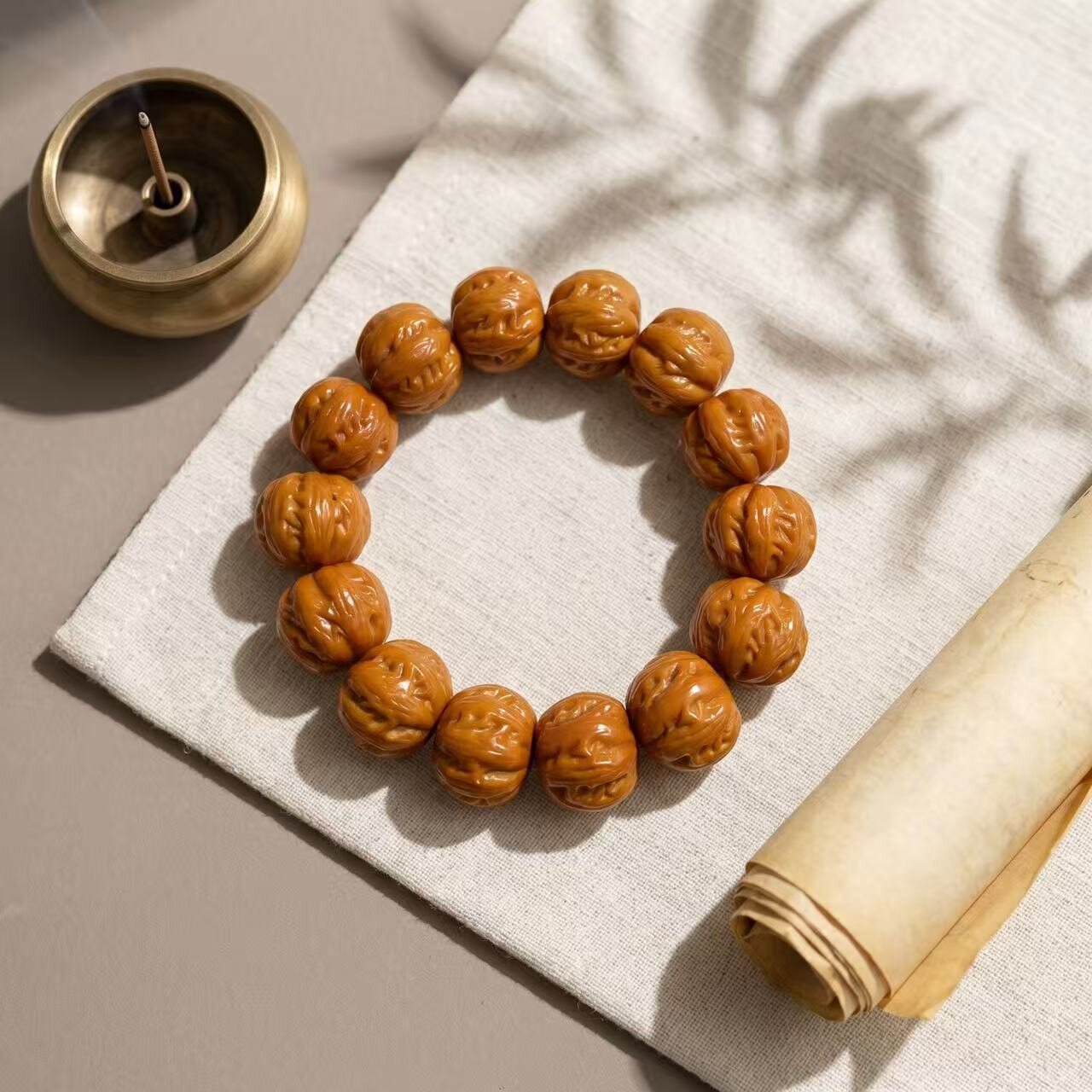 BR-035 carved monkey head walnut beaded bracelet photo 1