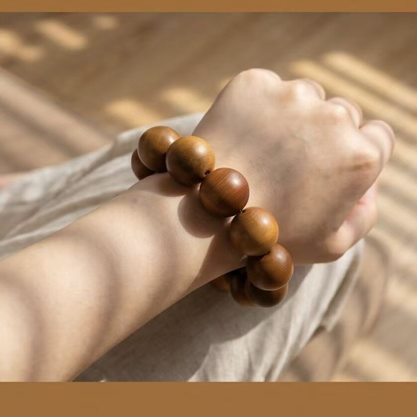 BR-036 cliff cypress wood beaded bracelet photo 5